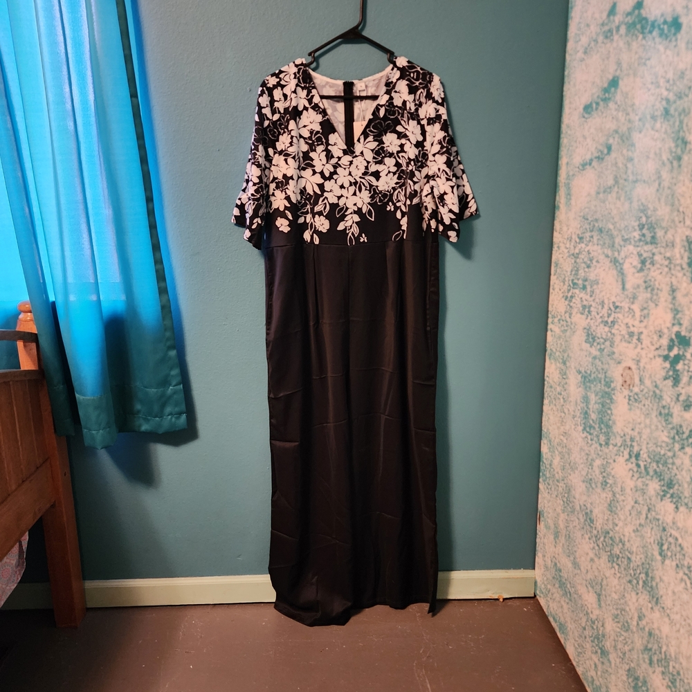 Elegant Black and White Floral Jumpsuit P2P 22
